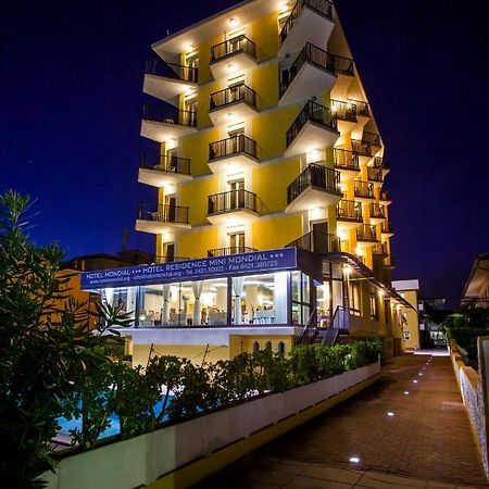 Hotel Mondial ليدو دي يسولو المظهر الخارجي الصورة